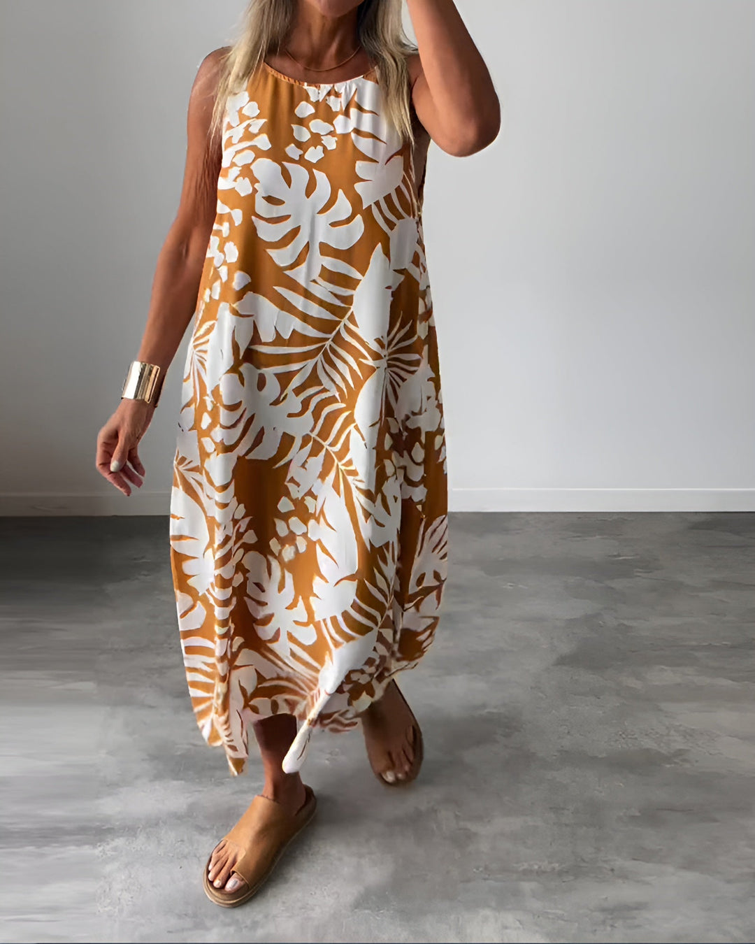 Liora – Summer Dress with Tropical Print