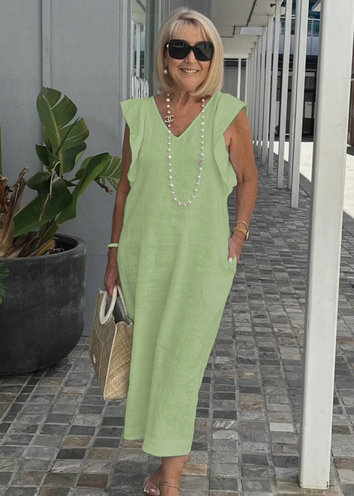 Nora – Sleeveless Dress with V-Neck