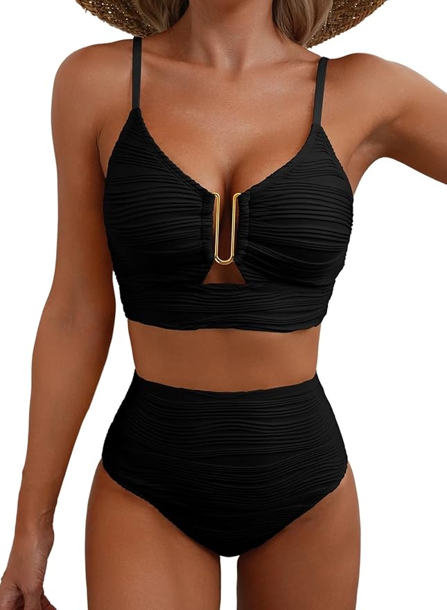 LIVIA | The bikini that finally lets you go