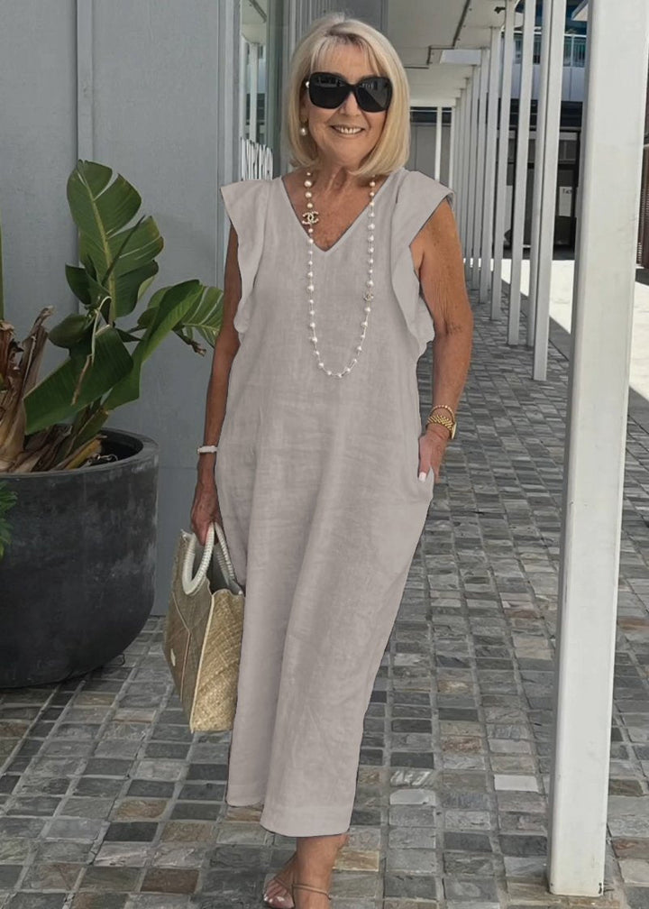 Nora – Sleeveless Dress with V-Neck