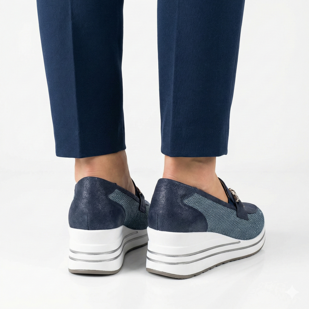 ALLIS | Women's Comfort Wedge Moccasin