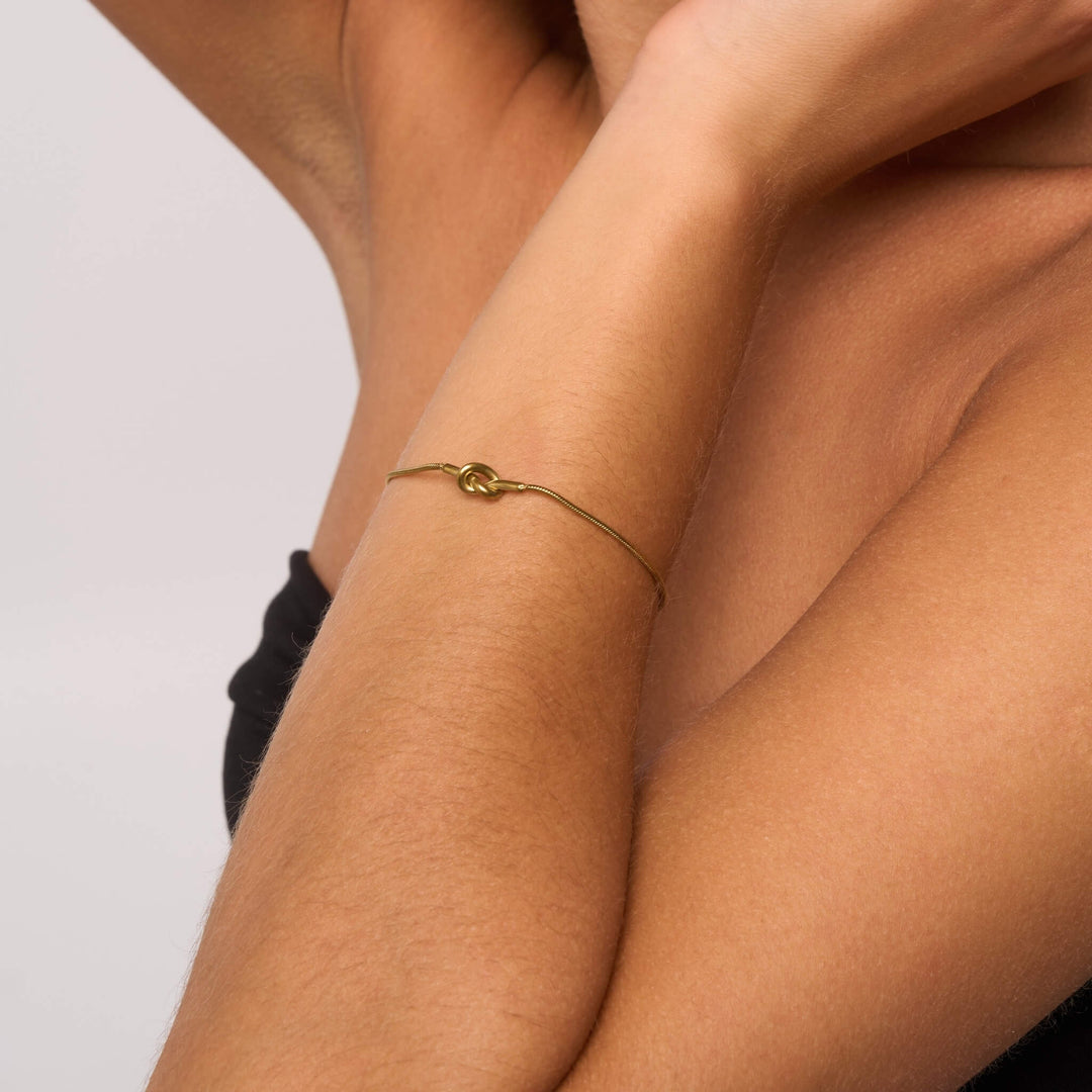 Knot Bracelet